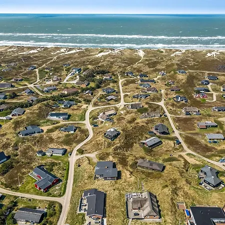 Emelin - 475m From The Sea By Interhome